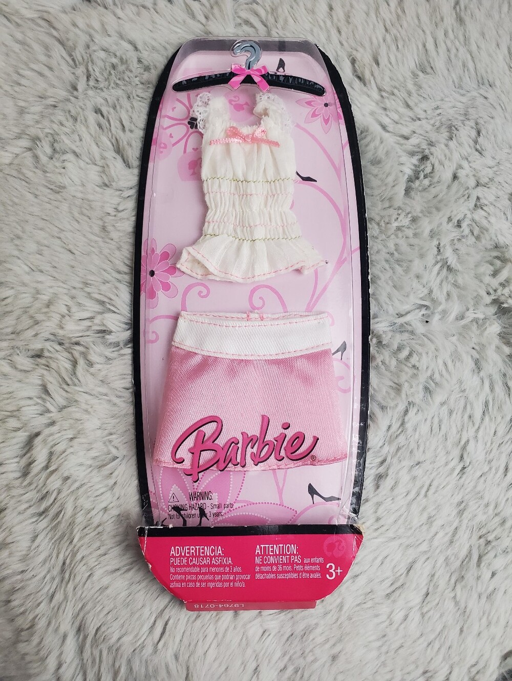 MATTEL 2007 BARBIE FASHION SKIRT AND TOP NOS